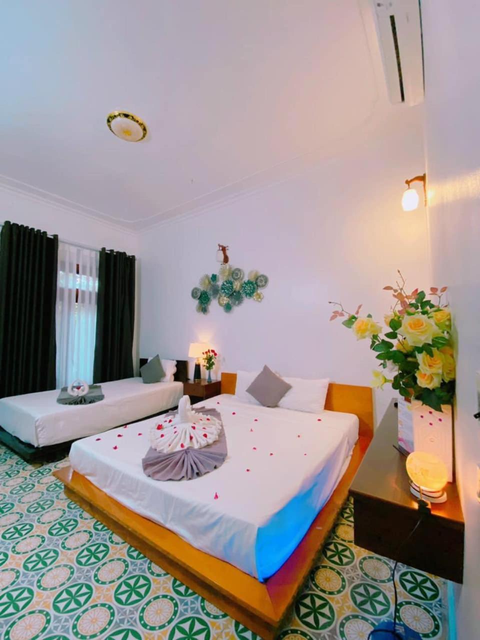 La Belle Vie Tam Coc Homestay นิญบิ่ญ ภายนอก รูปภาพ