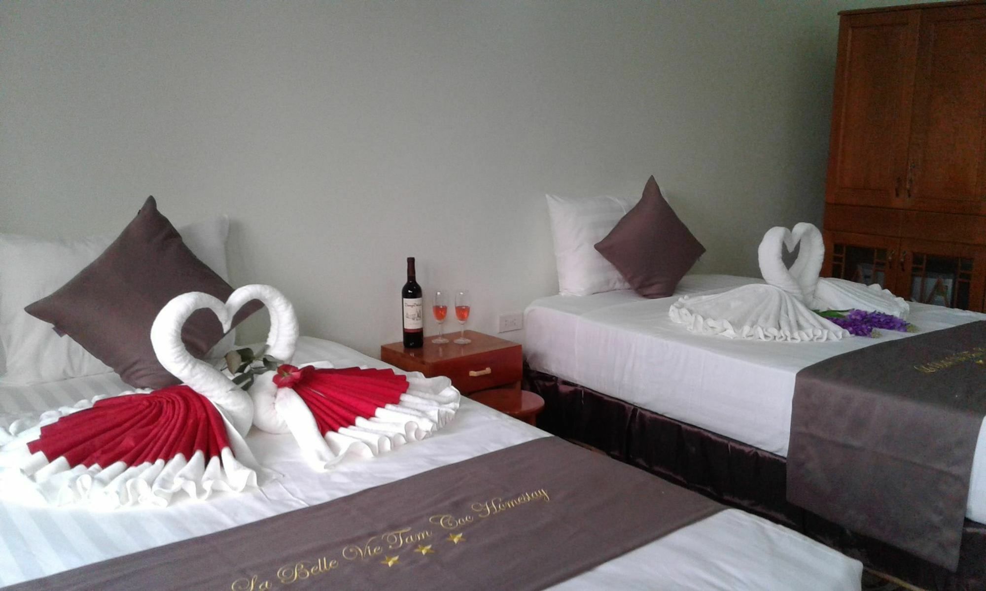 La Belle Vie Tam Coc Homestay นิญบิ่ญ ภายนอก รูปภาพ